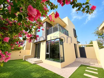 Chiller free 4BR + M/R | End unit | Close to pool