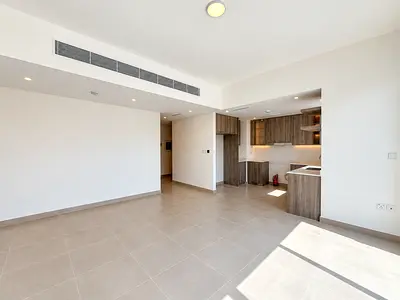 CORNER UNIT | SINGLE ROW | HANDOVER SOON