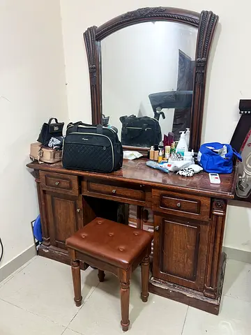 Bedroom set for sale