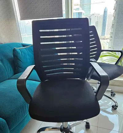 Black Mesh Office Chair with Armrests - Good Condition around 20 pieces