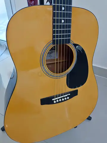 Full-Size Acoustic Guitar - Natural Finish, Excellent Condition . Aria Fiesta Classic with bag