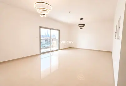 PARTIAL MARINA SKYLINE VIEW | SPACIOUS | MODERN