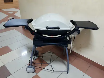 Barbecue Weber Q200 Perfect Working Conditions 💯 Gas Barbecue very clean