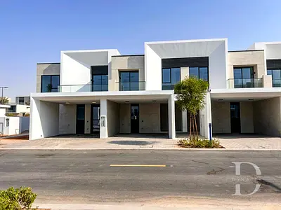 BRAND NEW | CORNER UNIT | SINGLE ROW | NEAR AMENITIES | 1 YEAR WARRANTY