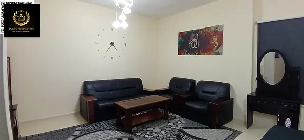 شقة فسيحة وفاخرة ومفروشة بالكامل، غرفتا نوم، متاحة للبيع في برج أورينت ب، بمساحة 1480 قدم مربع، مع موقف سيارة، بسعر 575000 درهم إماراتي فقط مع المخطط.