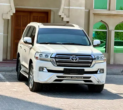 2018 Toyota Land Cruiser GXR GCC Specs