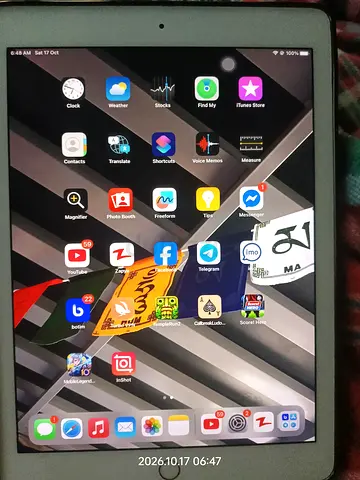 iPad 9.7 pro (White) 128GB - Good Working Condition
