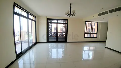 UNFURNISHED 1-BEDROOM APARTMENT (VILLA VIEW) – SILICON OASIS (DSO) - 1 MONTH FREE