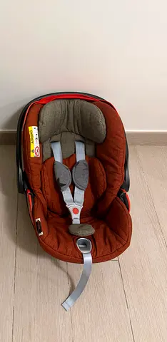 Cybex Cloud Q Infant Car Seat – Autumn Gold/Burnt Red