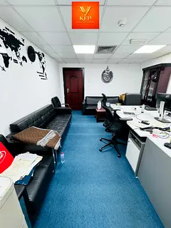OFFICE AVAILABLE PRIME LOCATION READY TO MOVE NEAR TO METRO DEWA WIFI FREE SAME DAY EJARI