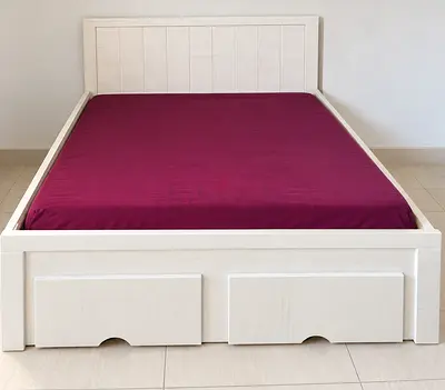 Queen size bed with storage and medical matters used for 1 year