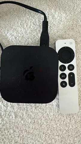 Apple TV (3rd Gen) with Remote - Good Working Condition