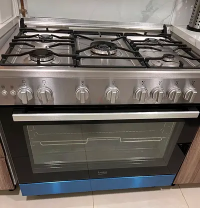 Beko 90x60cm Freestanding 5-Burner Gas Cooker with Oven - Stainless.