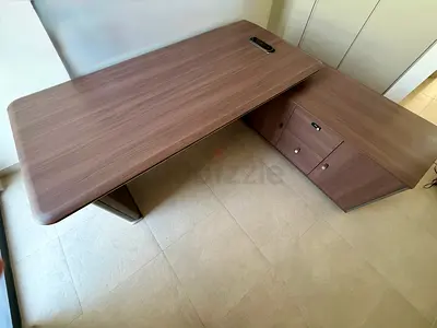 L-shaped Wooden Office Desk with Side Storage Drawers