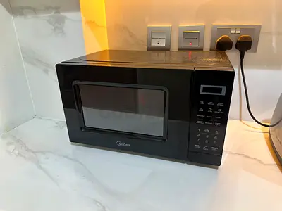 Midea Black Digital Microwave