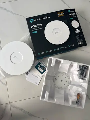 TP-Link Omada AX5400 Ceiling Wi-Fi Access Point - EAP670
