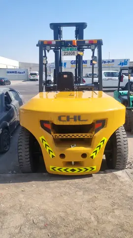 10 Ton Forklift With 12K Monthly Contract For Sale