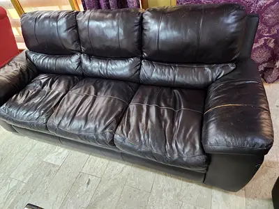 3-seater dark brown leather sofa - used.
