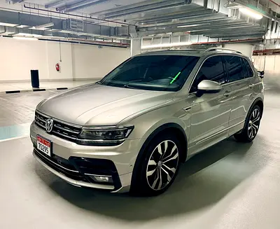 VW-Tiguan RLine-GCC-2.0 TSI-4 Motion-Full Service History-Under Warranty-Zero Accidents-Fully Loaded