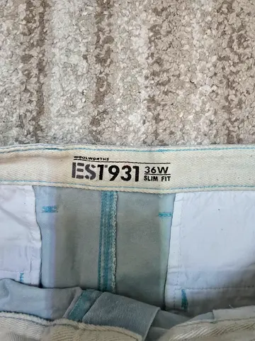 Light blue slim-fit men's jeans W36