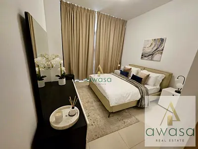FULLY FURNISHED 2 BHK | FAMILY BUILDING | READY TO MOVE IN!