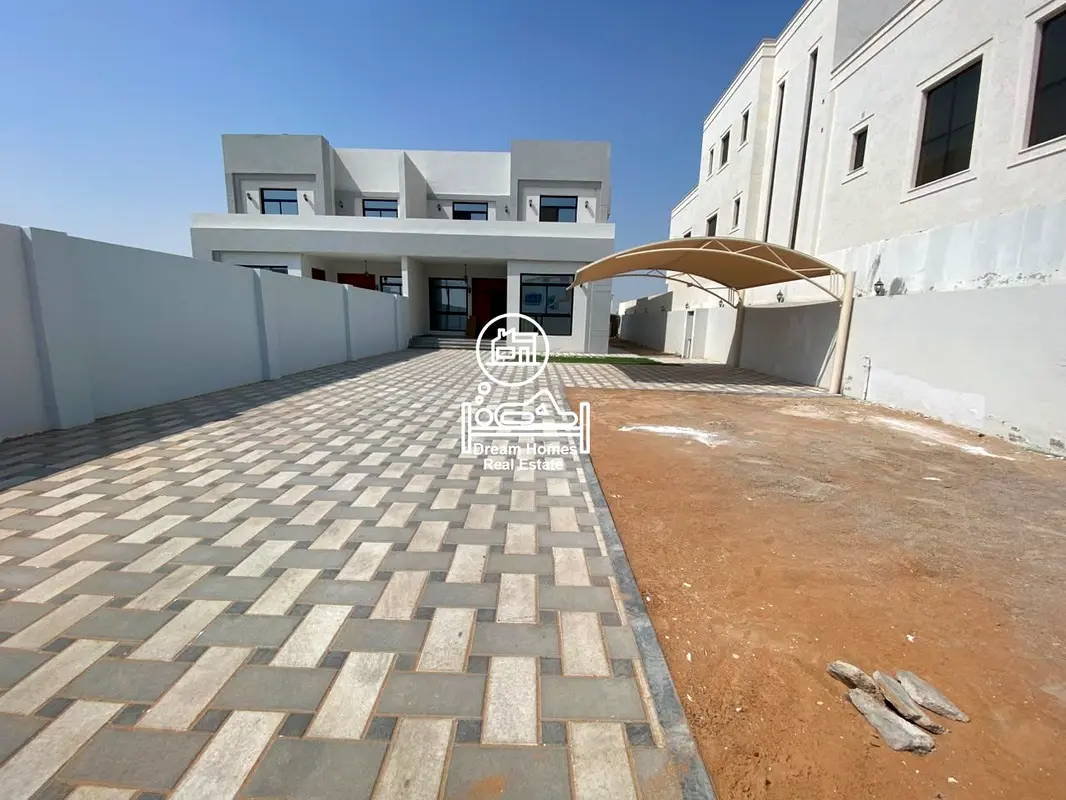 Neat, Clean 4 bed half villa in Riyad City
