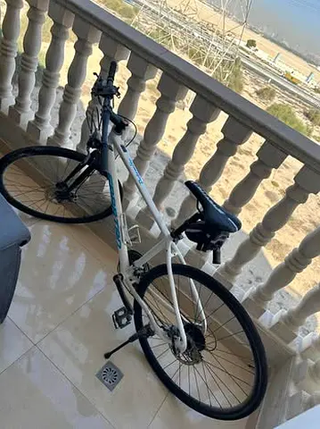 Spartan Dolomite Alloy 700c Hybrid Bike for road and city, 17 inch M