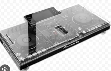 Pioneer DJ XDJ -XZ Controller with Dust Cover +KRK8