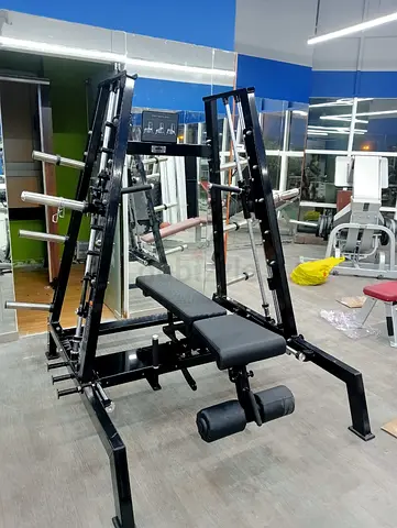 Horizontal chest press
