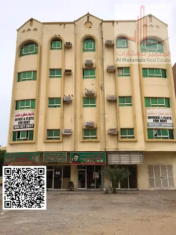 محل للإيجار في الجرف الصناعية عجمان بمساحة متوسطة وسعر منافس، مناسب للمشاريع الصغيرة والأنشطة التجارية، وموقع حيوي قريب من جميع الخدمات.