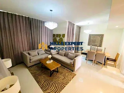 FURNISHED 3 BEDROOM | MIDDLE UNIT | LARGE TERRACE