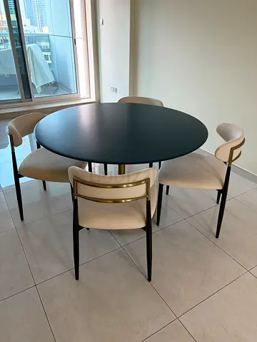 Moving sale: crate and barrel table and 4 chairs
