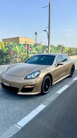 Porsche Panamera S V8 4.8L 400Hp 2012 GCC (Perfect Condition)
