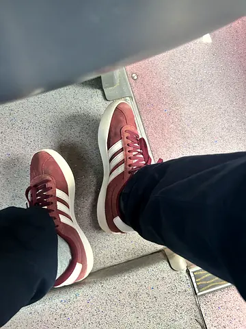 Maroon Adidas suede sneakers, lightly used, men's size (see photos)