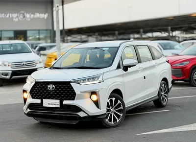 Toyota Veloz GX 2025 GCC Specs Brand New 7-Seater