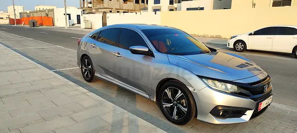 Honda Civic 2019 LX 2.0L GCC Specs in Good Condition