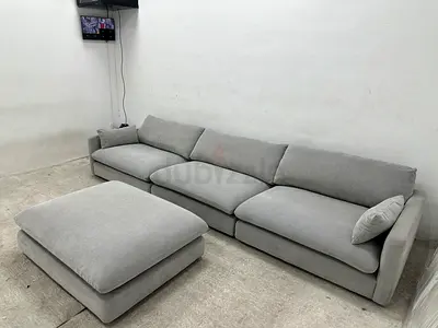 Like new condition oc home modular couch