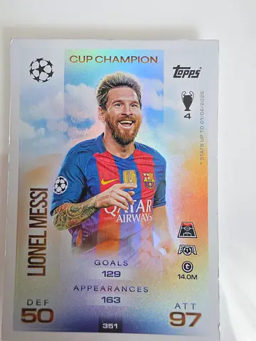 FOOTBALL SINGED CARDS