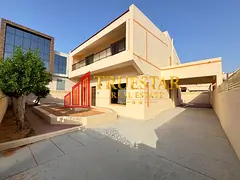 DOUBLE STOREY FULL RENOVATED VILLA 4BR+MAIDS PRIVATE GARDEN INDEPENDENT VILLA