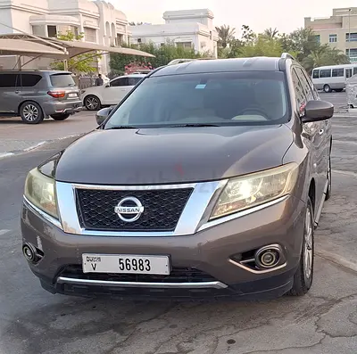 Nissan Pathfinder 2015 2wd GCC Spec | Urgent Sale | Price Negotiable