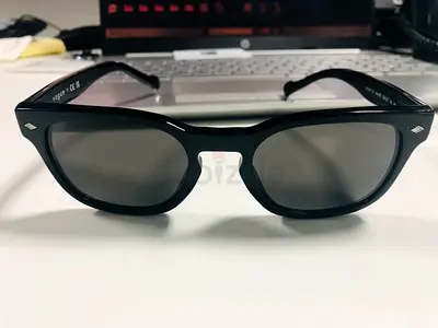 Black classic wayfarer sunglasses - gently used