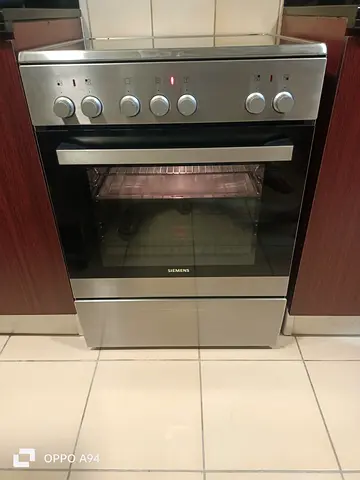Siemens freestanding stainless steel oven and hob - good condition