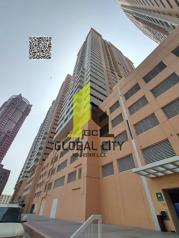 شقة واسعة! غرفتان وصالة! مع موقف سيارات! للإيجار! أبراج "عجمان ون" (Ajman One Towers)! عجمان.