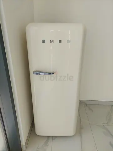 Latest Model Smeg FAB28 Retro Style Refrigerator Cream Color