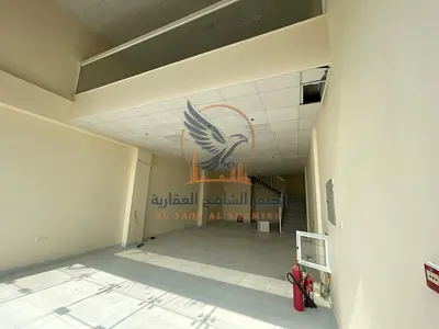 معرض للإيجار في الصناعية 2 بعجمان بمساحة 1800 قدم