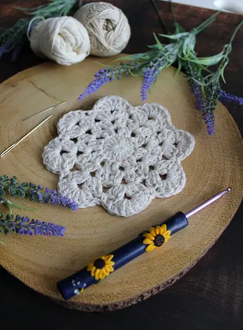 Cup holder handmade by yarn&crochet