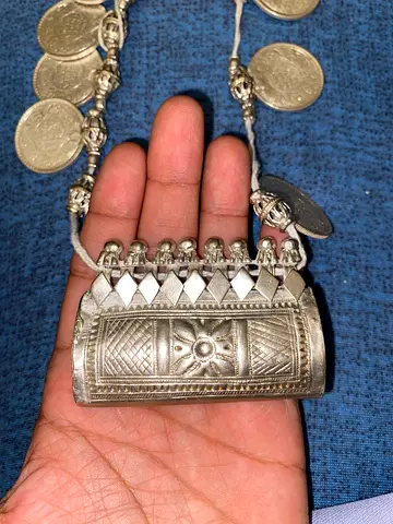 Rare 1913 & 1938 King George India Silver Coins & Pure Silver Coral Necklace