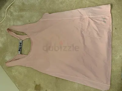 Light Pink Under Armour Women's Athletic Tank Top - Size xs