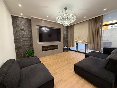 Elegant 4-Bedroom Corner Townhouse | Open Kitchen