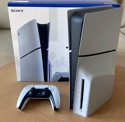 Sony PS5 Slim 1Tb Disc Edition UAE Version With 1 Controller and Box